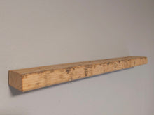 Lade das Bild in den Galerie-Viewer, Wanddeko Gerüstbohle